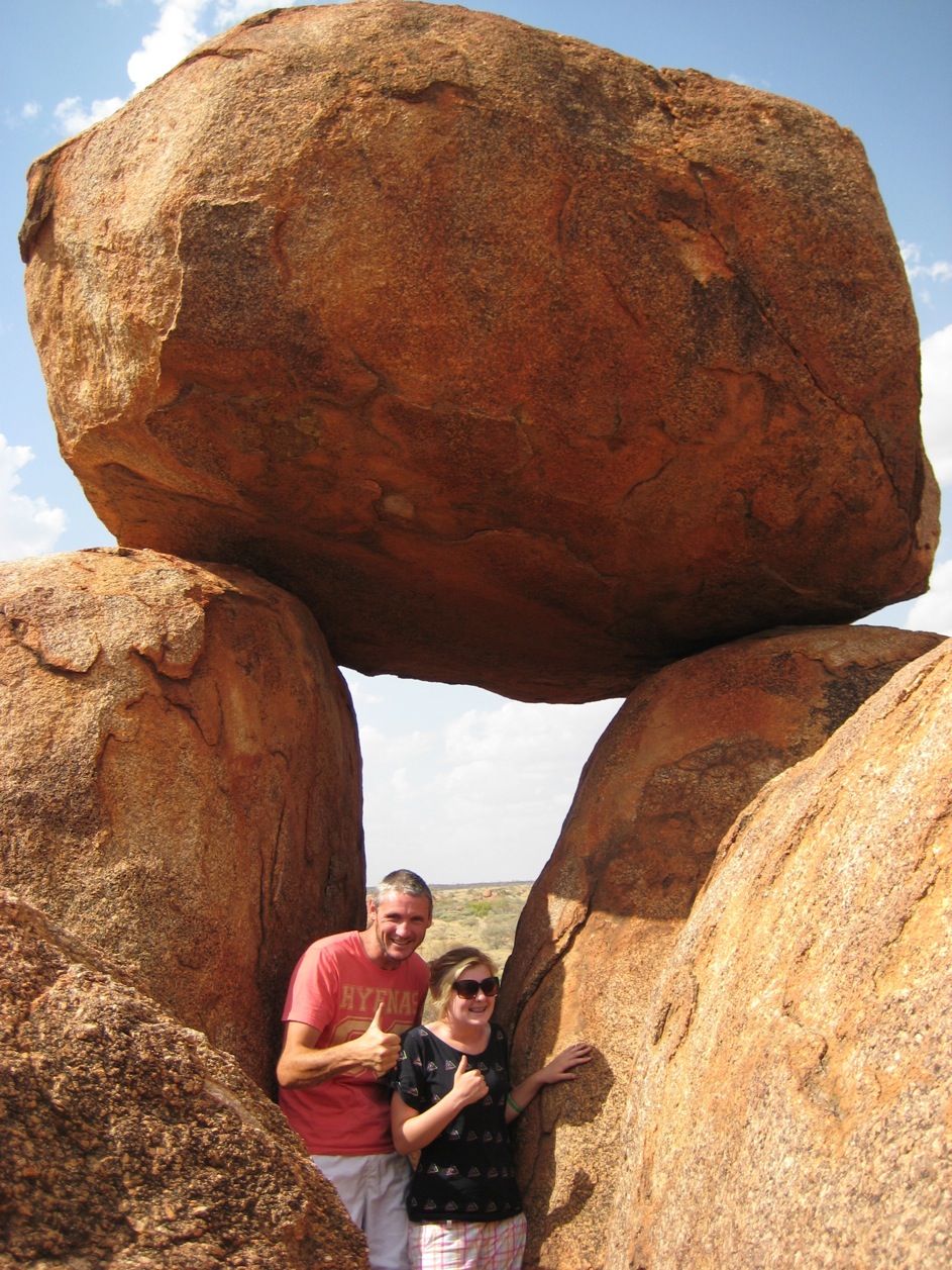 alice-springs-devils-marbles