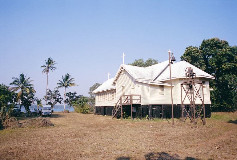 Tiwi_church_2642