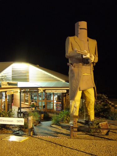 Glenrowan_Kelly_m