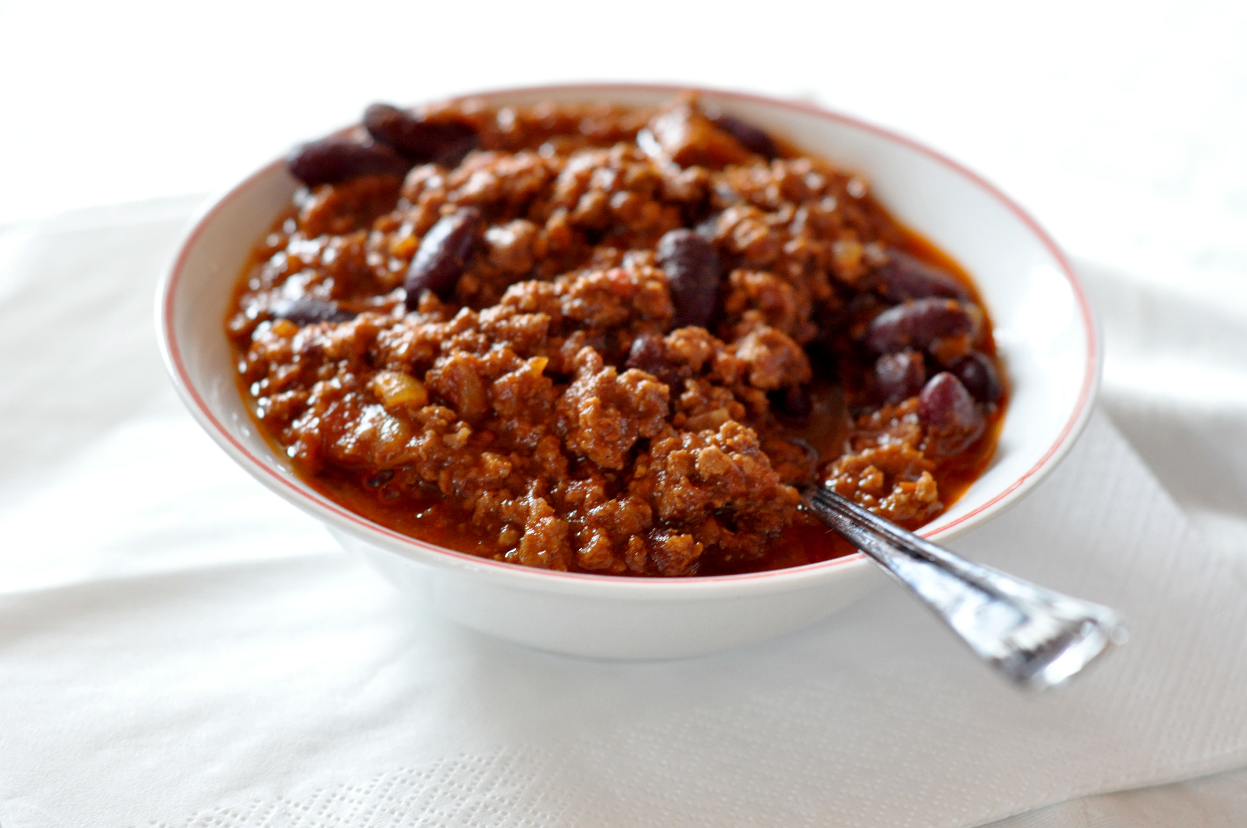 Sumptuous three ingredient chilli for camping